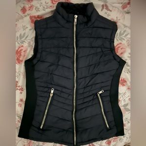 Women’s Puffer Vest (M)(SOLD)